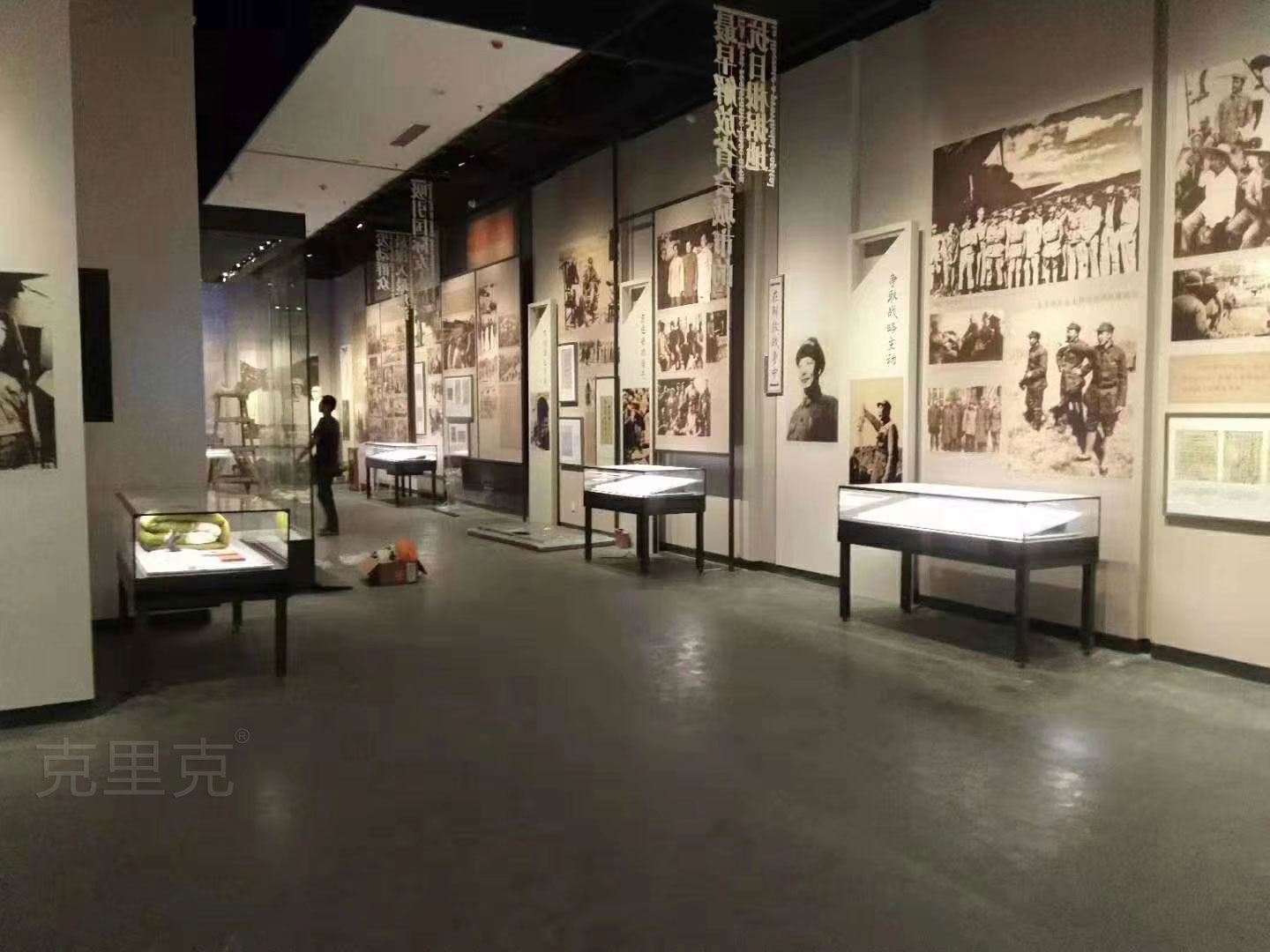 談?wù)劶o念館的陳列布展 談?wù)劶o念館的陳列布展