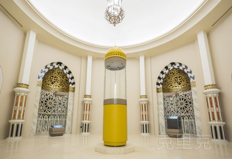 文萊皇家伊斯蘭博物館帶基座圓弧形玻璃展柜樣式 文萊皇家伊斯蘭博物館帶基座圓弧形玻璃展柜樣式